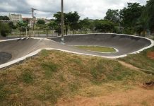 Pista de Bicicross recebe manutenção para competição
