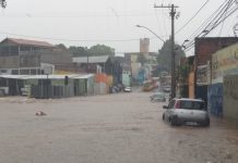 Chuva causa alagamentos, arrasta carros e deixa BH em alerta