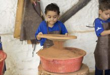 Alunos do Salão do Encontro transformam elementos da natureza em arte