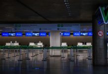 Governo proíbe temporariamente entrada de estrangeiros no Brasil