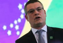 Bolsonaro exonera diretor-geral da Polícia Federal e Moro pode anunciar demissão