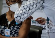 Covid-19: Doses da CoronaVac começam a ser distribuídas em Minas Gerais