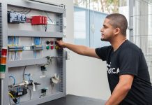 Ramacrisna seleciona jovens para cursos de Robótica Industrial, Soldagem e Operador de Computador