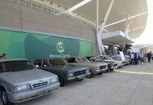 Monte Carmo Shopping, em Betim, promove exposição de carros antigos