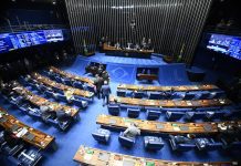 Comissão de Constituição e Justiça do Senado aprova PEC da reforma eleitoral sem coligações