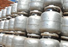 Petrobras reduz preço do gás de cozinha para distribuidoras a partir desta terça-feira (13/9); confira