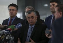 Reforma tributária pode ser votada até final do ano, diz Guimarães