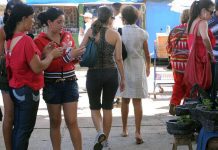 Presidente anuncia projeto para igualar salários de homens e mulheres