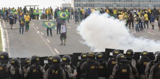 Moraes aceita denúncia contra outros 200 envolvidos nos atos golpistas