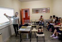 Câmara pode votar nesta terça bolsa para manter jovem no ensino médio