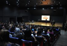 Evento Noite Inclusiva de 2024 aborda sobre autoestima e autoconfiança na infância