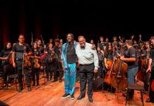Seu Jorge e Orquestra Ramacrisna encantam público em show beneficente em BH