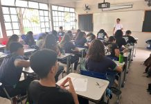 Governo de Minas realiza primeiro teste de redação para o Enem 2025 com estudantes da rede pública