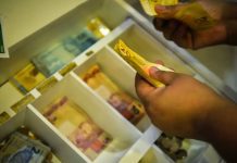 Caixa começa a pagar saldo do FGTS retido pelo saque-aniversário