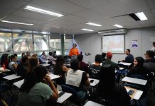 Betim encerra mês da mulher com oficina que une poesia, sensibilidade e acolhimento