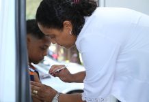 Vacimóveis vão às escolas para atualizar vacinas de quase 18 mil crianças em Betim