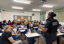 Guarda Municipal de Betim promove palestra sobre combate à violência contra a mulher em escola da cidade