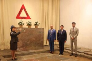 Tradição que mantém viva a história de MinasAlém de reconhecer trajetórias relevantes, a Medalha da Inconfidência reforça a identidade histórica de Minas Gerais, destacando valores como liberdade, participação social e construção democrática — princípios que seguem inspirando o estado e o país. 