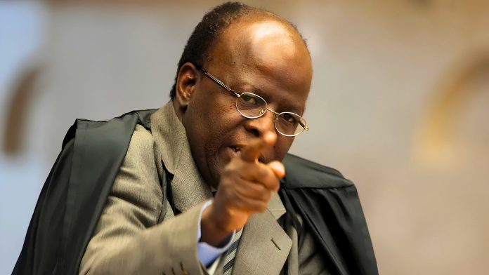 CAPA O5-joaquim-barbosa