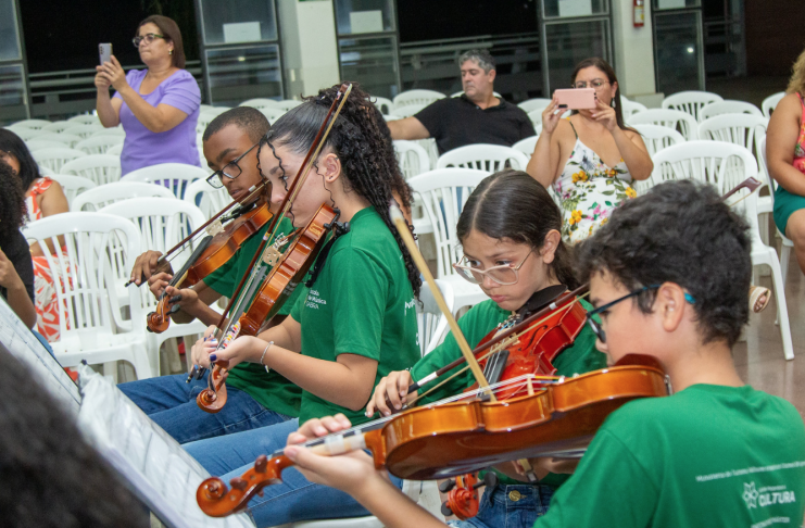 Concerto gratuito celebra a ampliação do Dia de Fazer Música com jovens orquestras em Betim