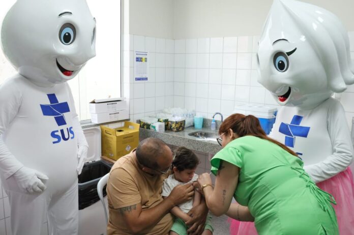 Vacinação Dia D contra a gripe 9 - crédito Adeildo Silva - 11-4-2026
